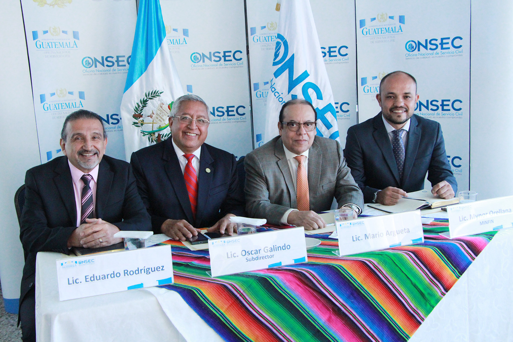 La Oficina Nacional de Servicio Civil -ONSEC- presenta la Normativa para elaborar el Reglamento Orgánico Interno -ROI-