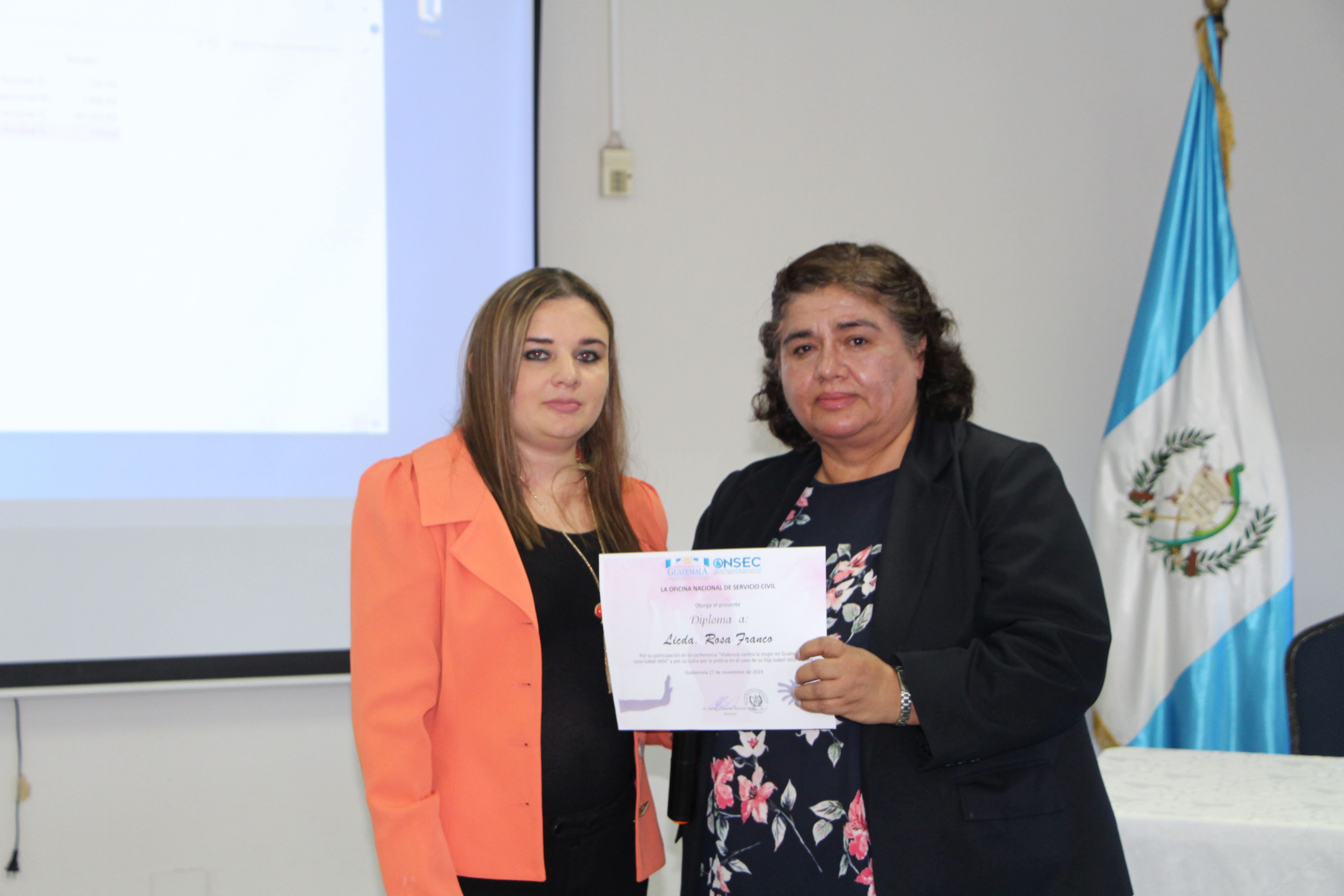 Charla del Día Internacional de la Eliminación de la Violencia Contra la Mujer “Caso María Isabel Véliz Franco”